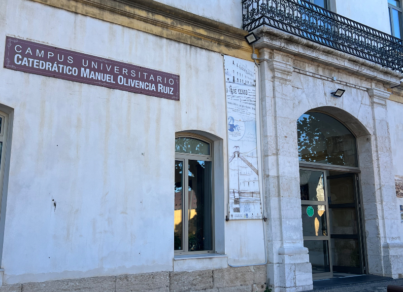 Campus Universitario de Ceuta / Alma Palomino