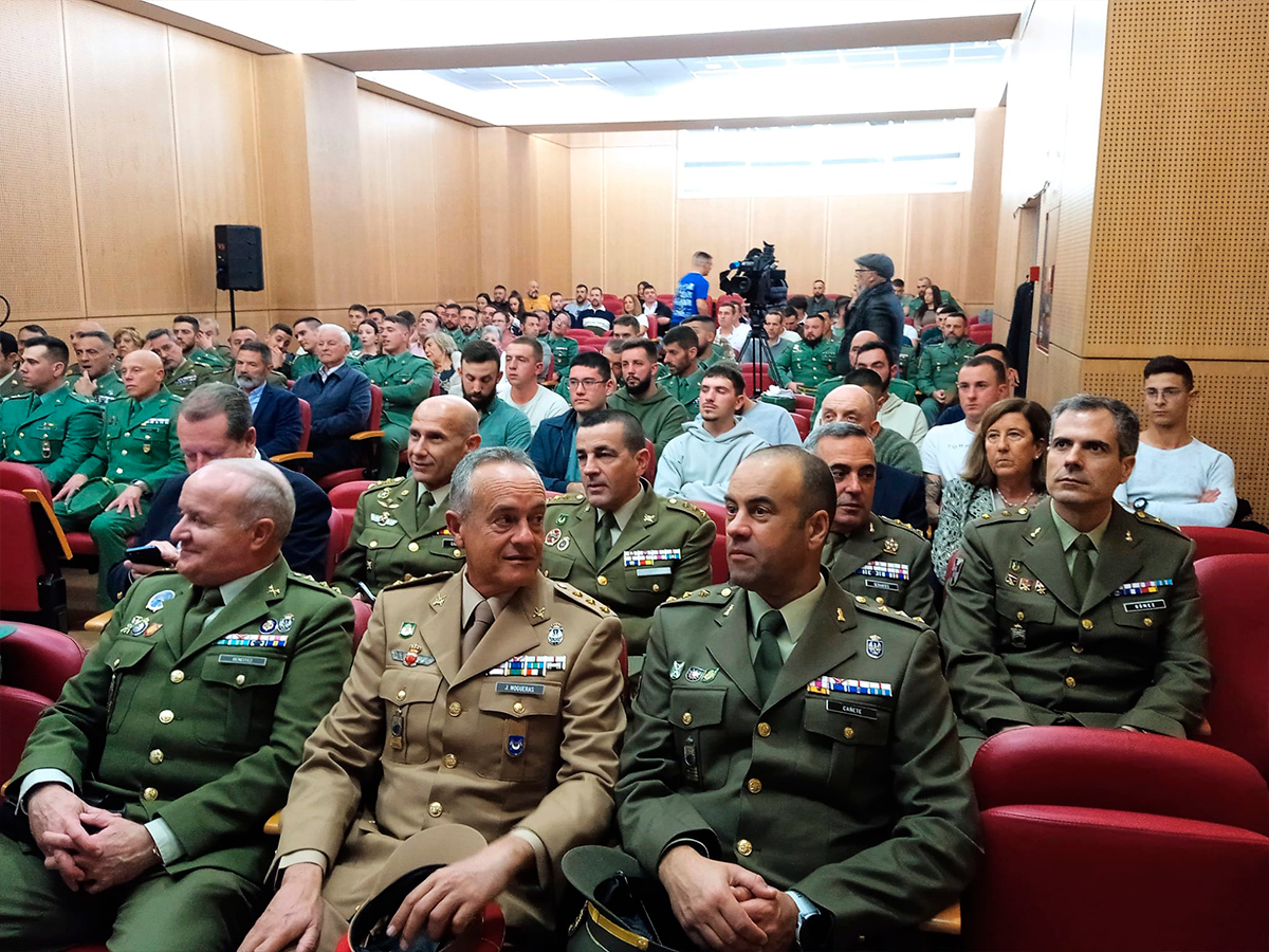 Conferencia por el Centenario del Tercio Duque de Alba - César Martín