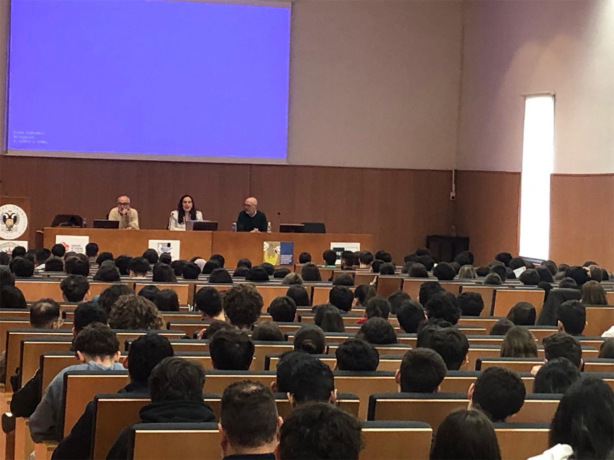 I Salón Estudiantil y de orientación sobre el acceso a la universidad de la UGR