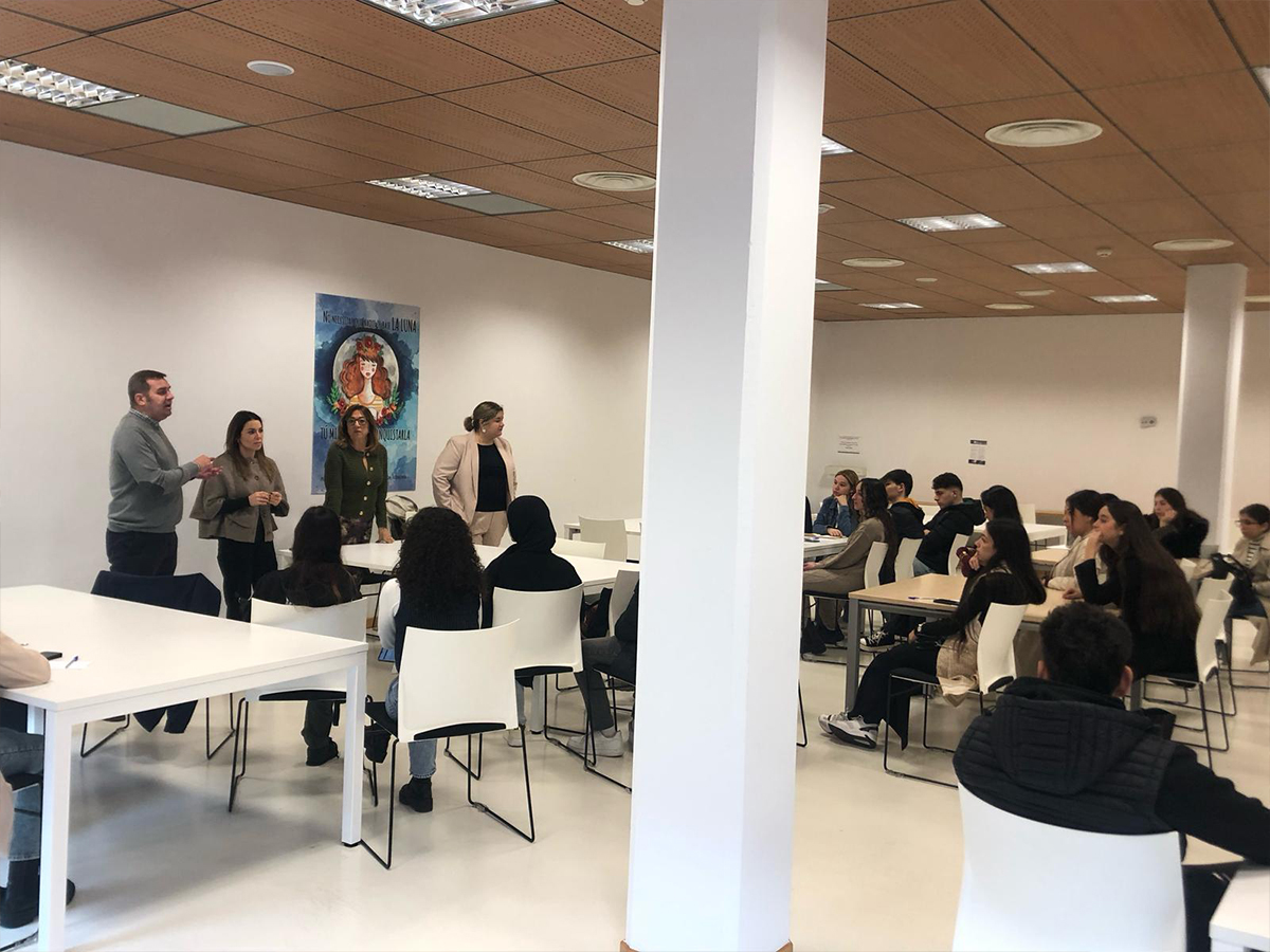 I Salón Estudiantil y de orientación sobre el acceso a la universidad de la UGR