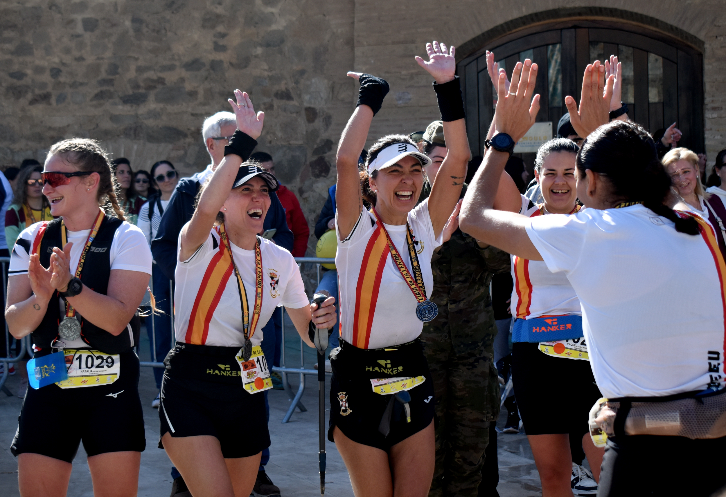 El equipo femenino de la COMGECEU, gran triunfador de la Cuna de la Legión. Foto: Rafa Báez