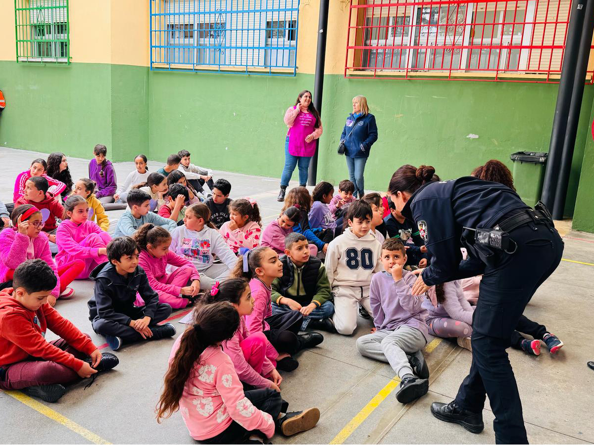 Actividad por el Día de la Mujer en el Picaso