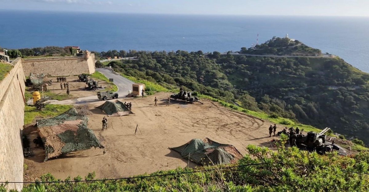 Ejercicio de tiro antiaéreo protagonizado por sargentos de la Academia de Artillería del Ejército de Tierra / COMGECEU
