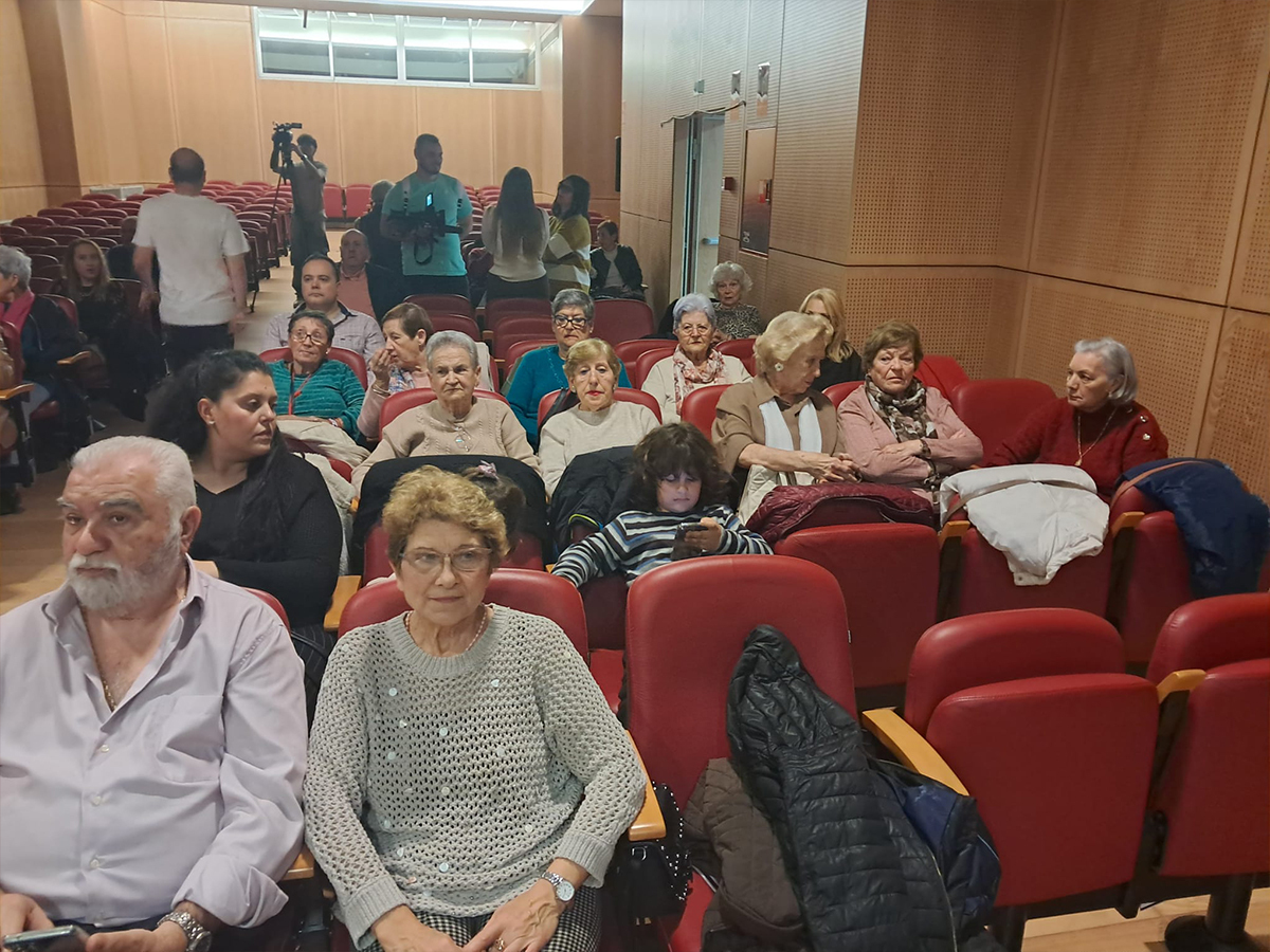 Exaltación a la saeta en el Centro del Mayor / César Martín