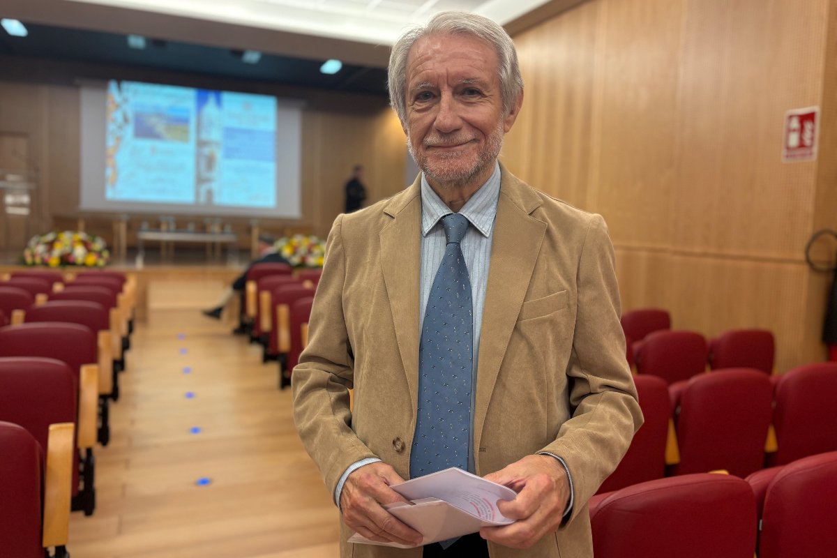 Adolfo Hernández de la Fuente, ponente / Alma Palomino