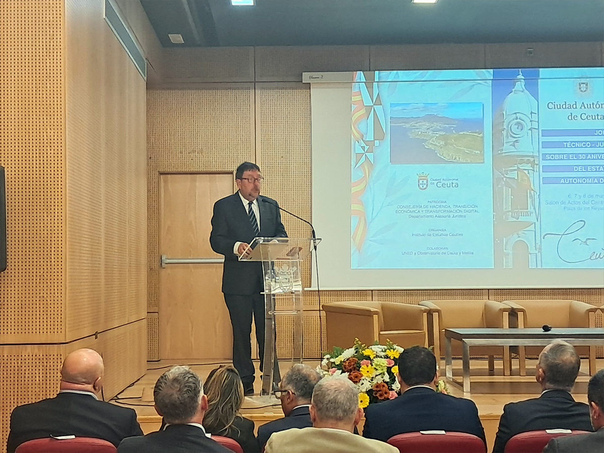 Luis Pomed, durante su intervención en las Jornadas / César Martín