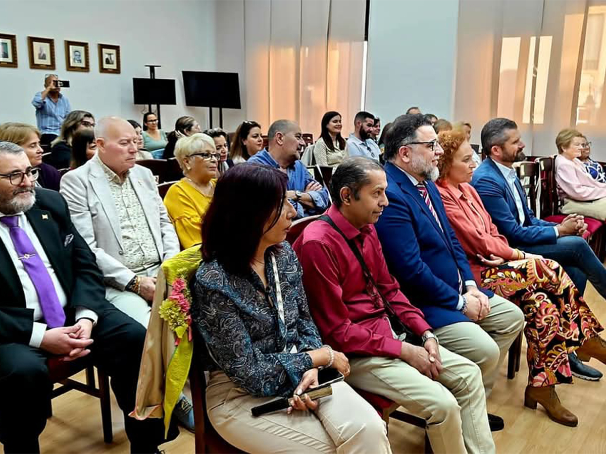 Presentación del libro de Edith Rivas en Melilla