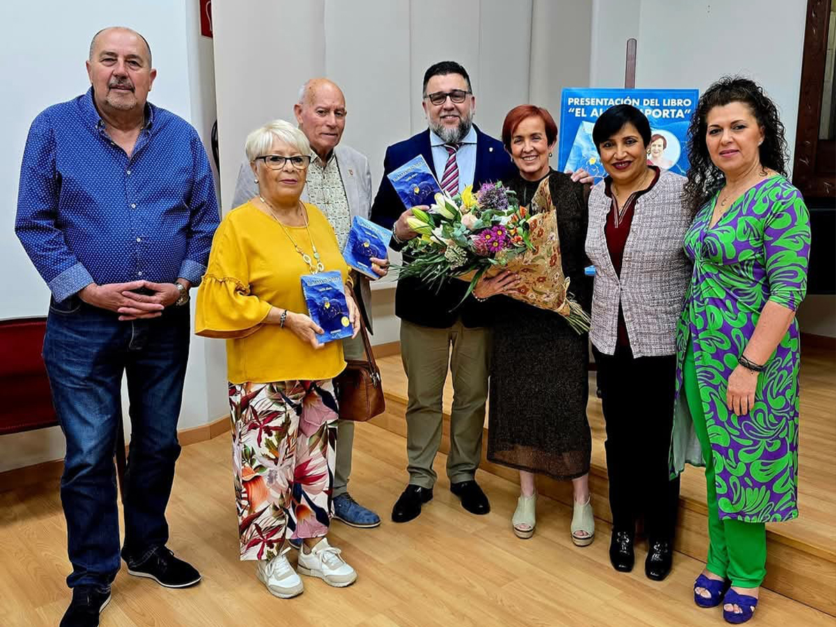 Presentación del libro de Edith Rivas en Melilla