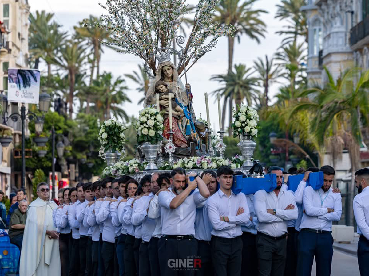 Procesión de la Divina Pastora en Melilla