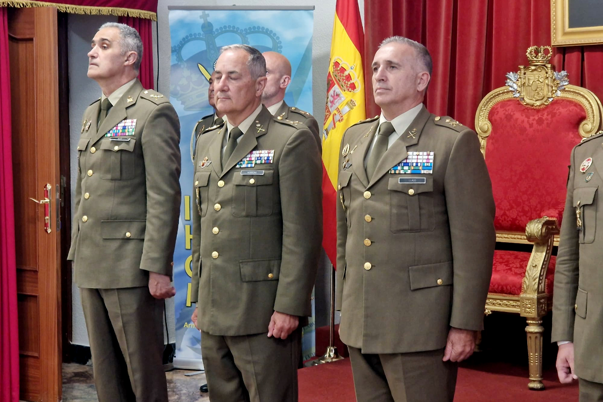 Este acto ha supuesto el regreso del ex Comandante General, Marcos Llago, a la ciudad / Laura Ortiz