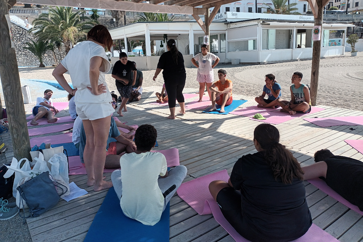 Clausura IV Curso Escolar de Yoga IES Siete Colinas - IES Puertas del Campo