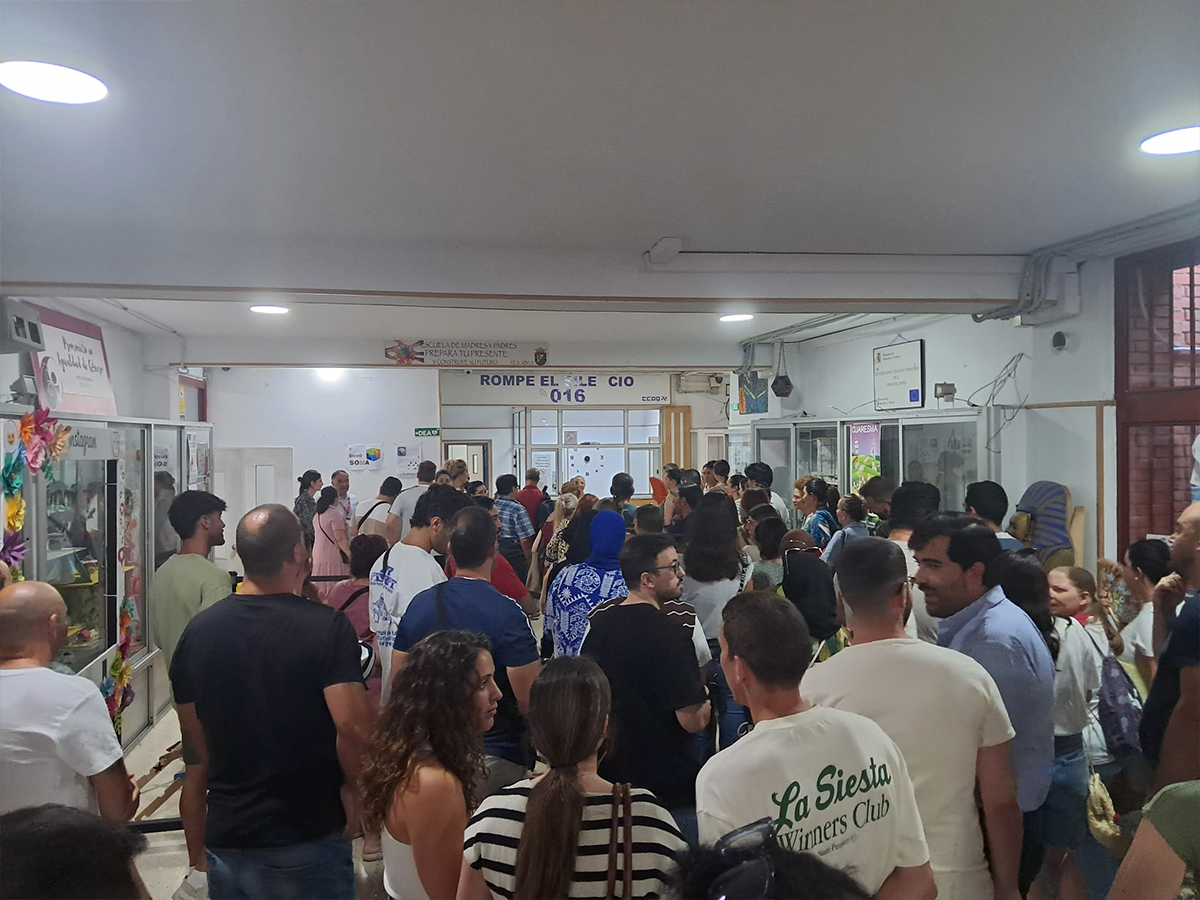 Oposiciones docentes 2025 / César Martín