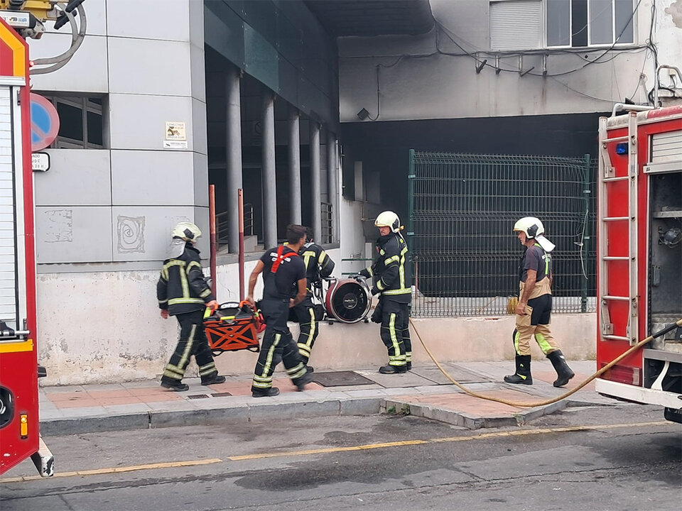 Incendio en el antiguo hospital de la Cruz Roja / César Martín