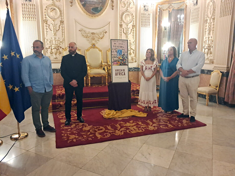 Presentación del cartel de la Virgen África / César Martín