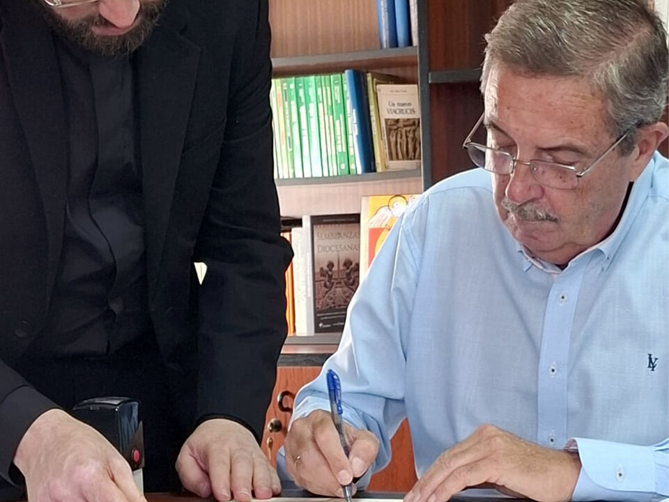 Fernando Sotomayor toma posesión como director de Cäritas