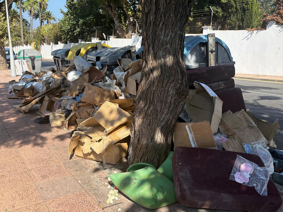 Acumulación de basura en Manzanera / Alma Palomino