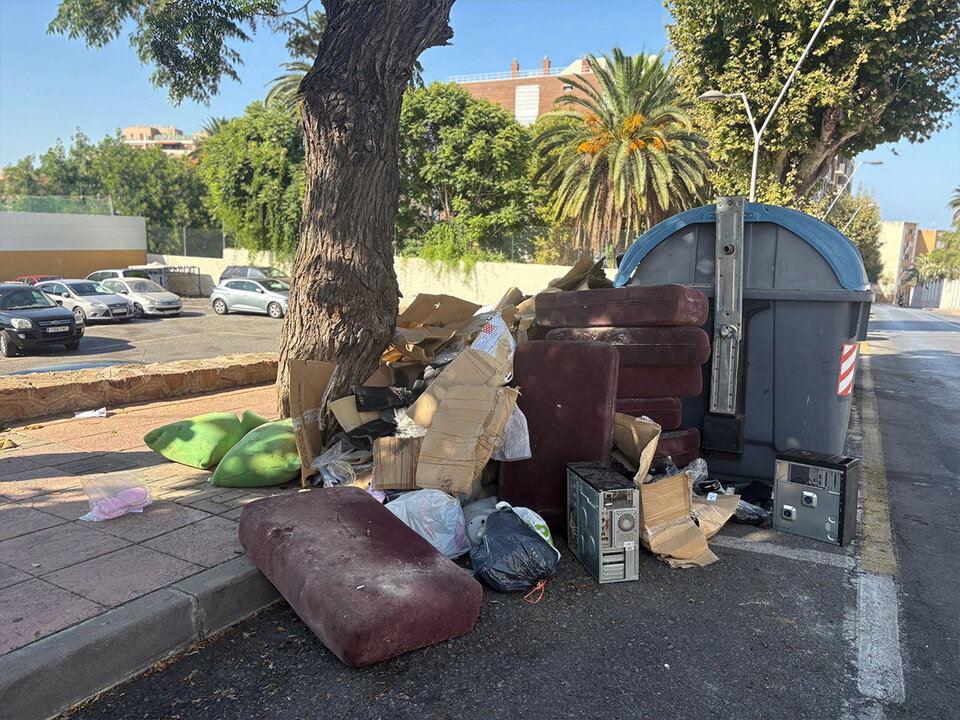 Acumulación de basura en Manzanera / Alma Palomino