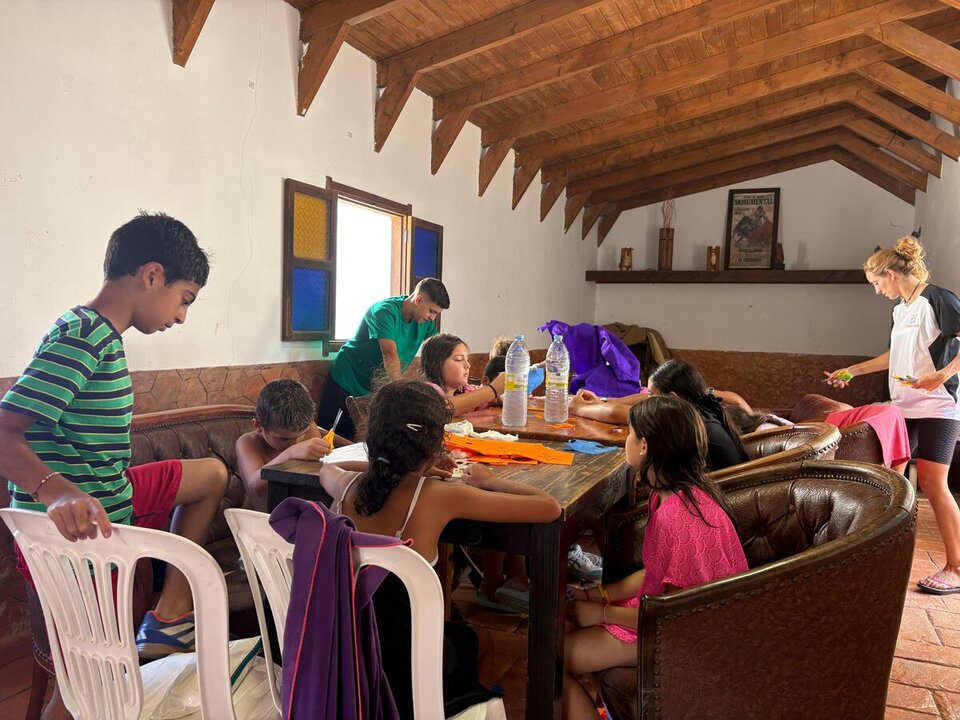 Campamento infantil en el Miguel de Luque / Alma Palomino