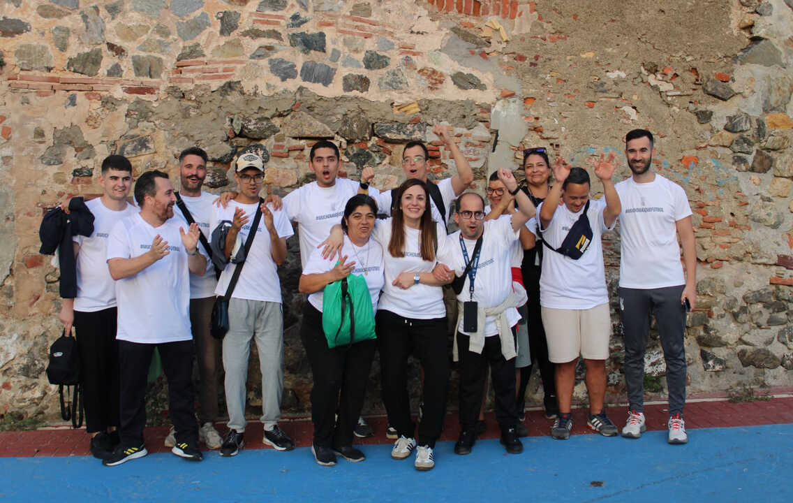 La Fundación AD Ceuta FC y la Asociación 'Ceuta Sin Plástico' juegan limpio y recogen 282 kilos de basura