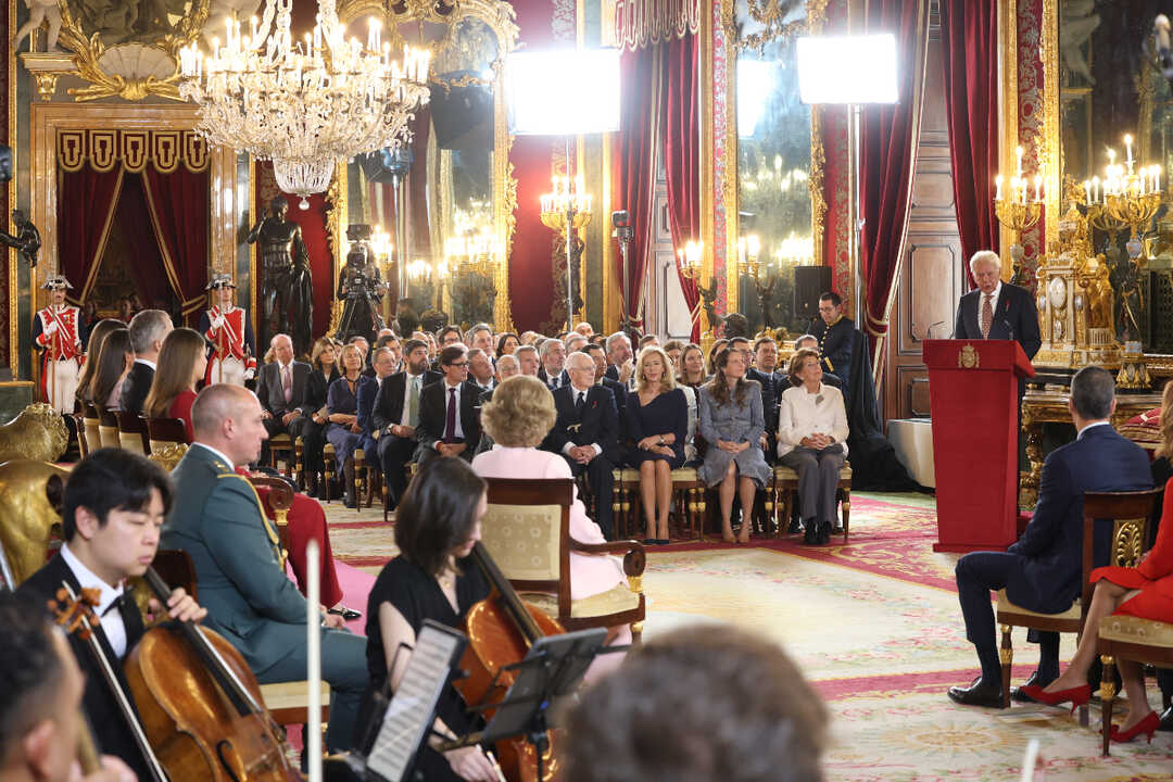 Vivas asiste al acto del 50 aniversario de la monarquía