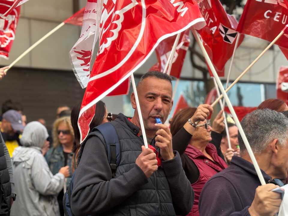 La limpieza de Ceuta exige subidas salariales: sindicatos denuncian una oferta ‘indigna’ de la patronal / Alma Palomino