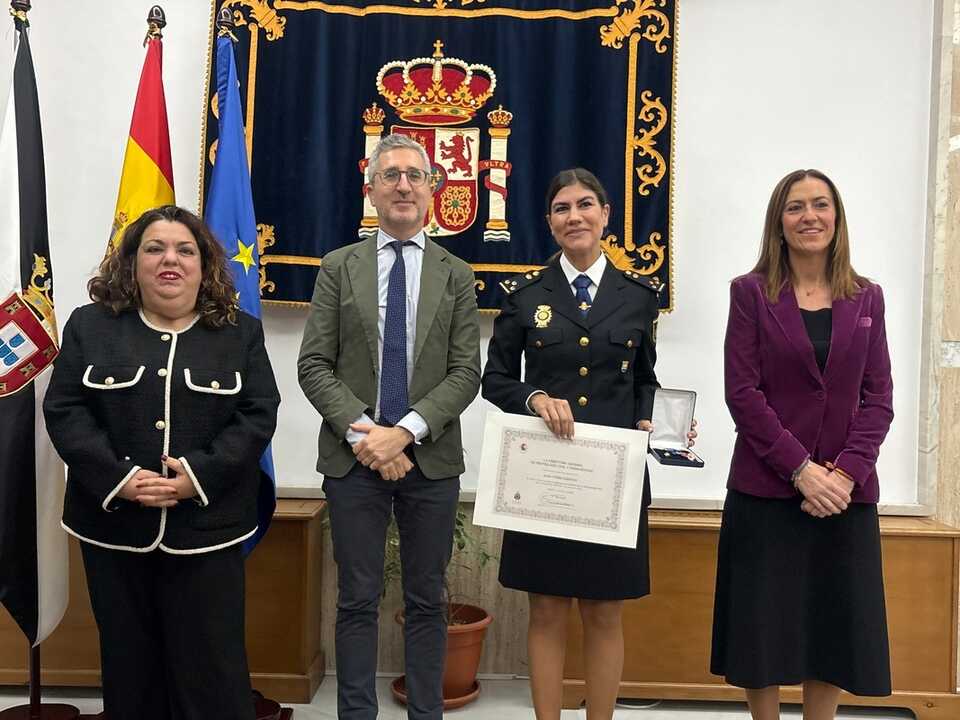 Medalla al Mérito de la Protección Civil: Ceuta reconoce la profesionalidad de sus servidores públicos / Alma Palomino