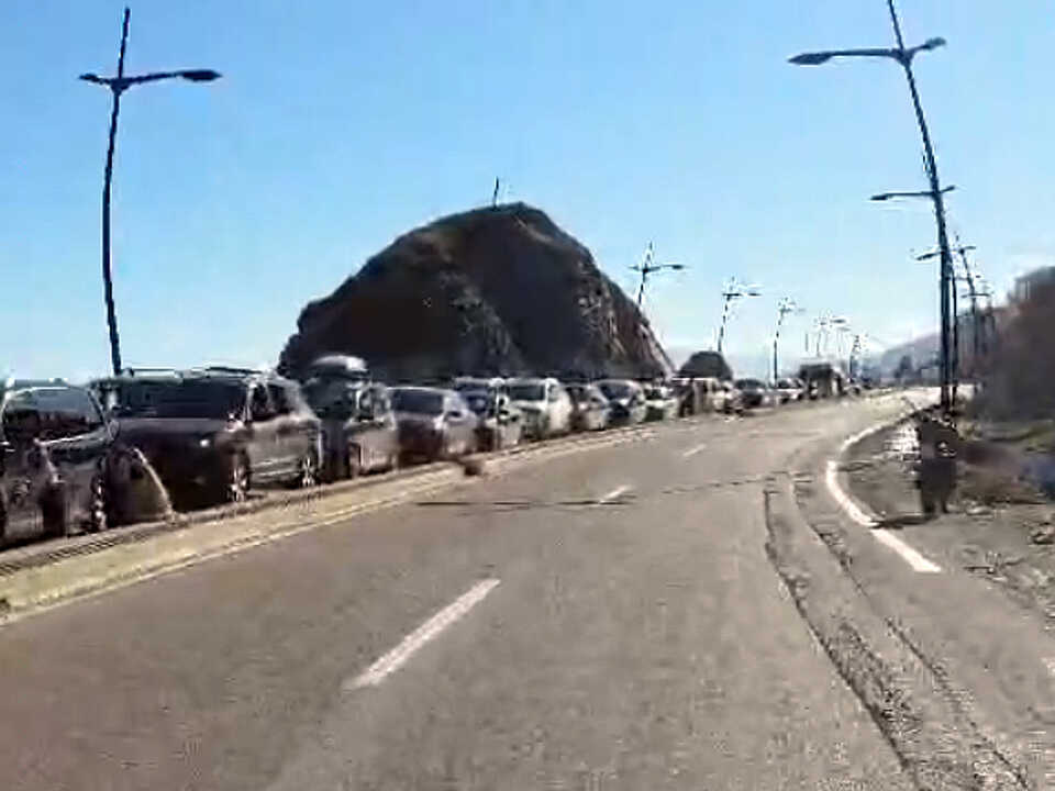 Colas en la frontera