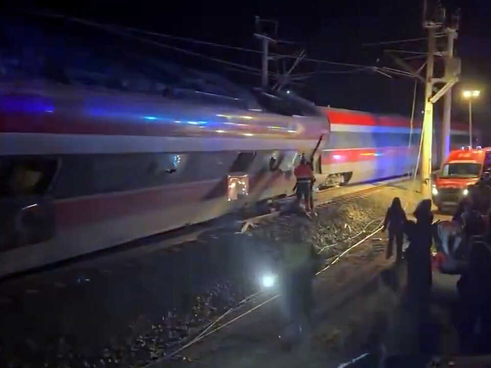 Descarrilamiento de dos trenes cerca de Córdoba