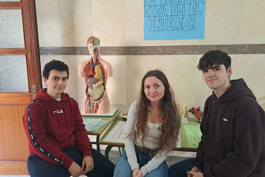 Celebración de Santo Tomás en el Siete Colinas / César Martín