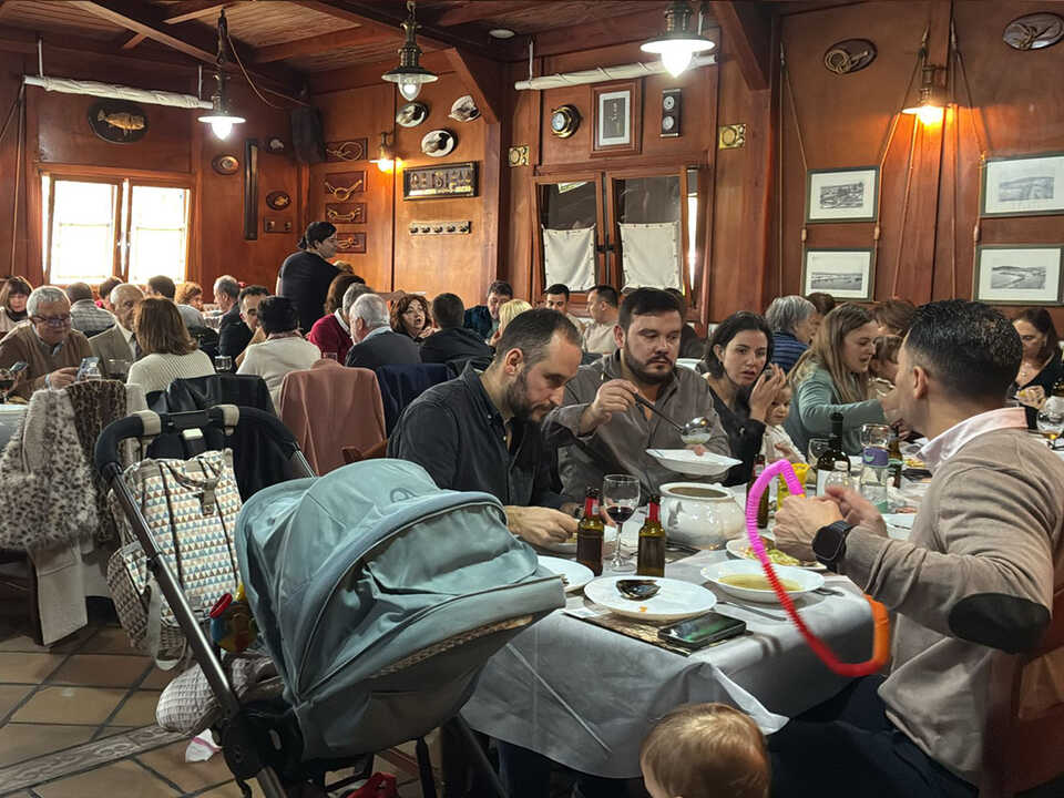 Centro Gallego disfrutando de la Laconada