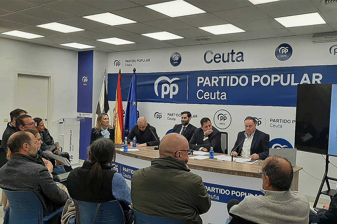 Reunión sobre la Vivienda del Partido Popular / César Martín