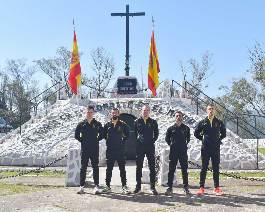 Equipo masculino del Tercio Duque de Alba 2º de la Legión. Foto: Rafa Báez
