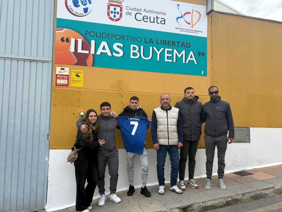 Ilias Buyema en el recuerdo: el pabellón de La Libertad cambia de nombre con un emotivo acto. Foto: Alma Palomino