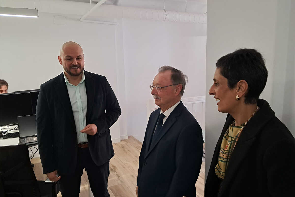 Reinauguración de Elektraworks / César Martín