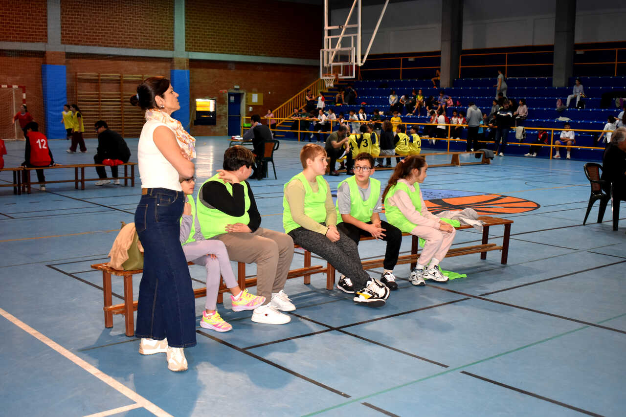 Jornada de convivencia de la mano de la Federación de Baloncesto y 'Ceuta te Enseña'. Foto: Rafa Báez