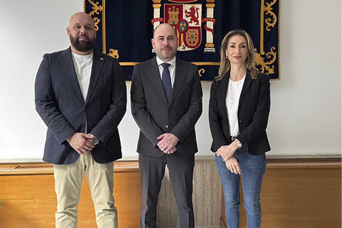 Representantes de CSIF se han reunido con el delegado de Gobierno, Miguel Ángel Pérez Triano