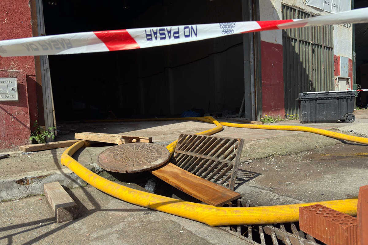 La Policía Nacional actuando en el narcotúnel / Mohamed Ettouileb