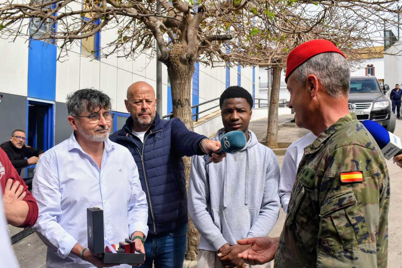 Los menores de 'La Esperanza' se suman al Desafío de los 300 de Regulares. Foto: Rafa Báez