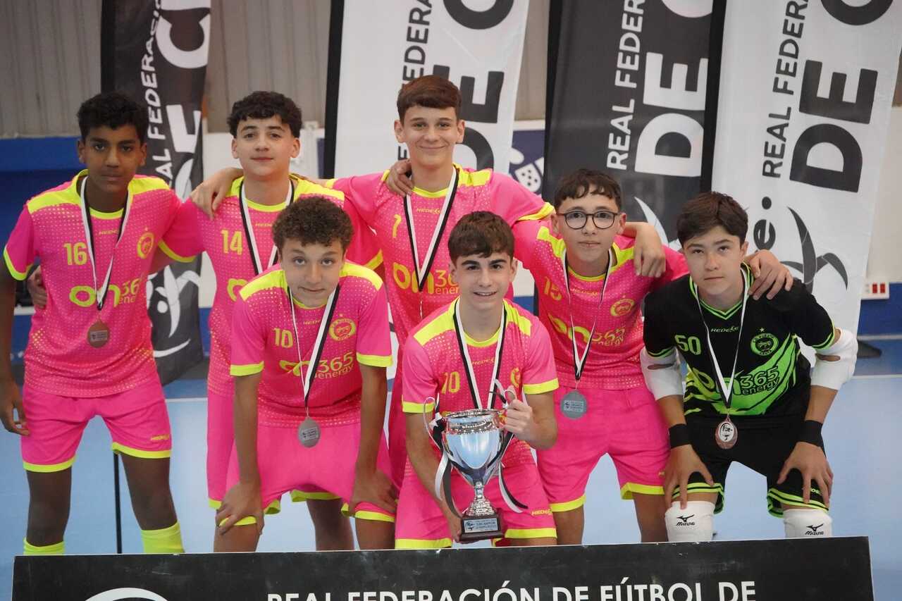 Entrega de trofeos de la Liga cadete de fútbol sala.