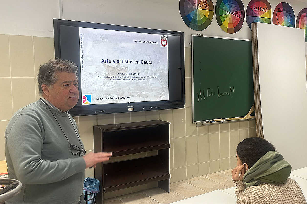 Miguel Ángel Vega, en la Semana Cultural de la Escuela de Arte / César Martín