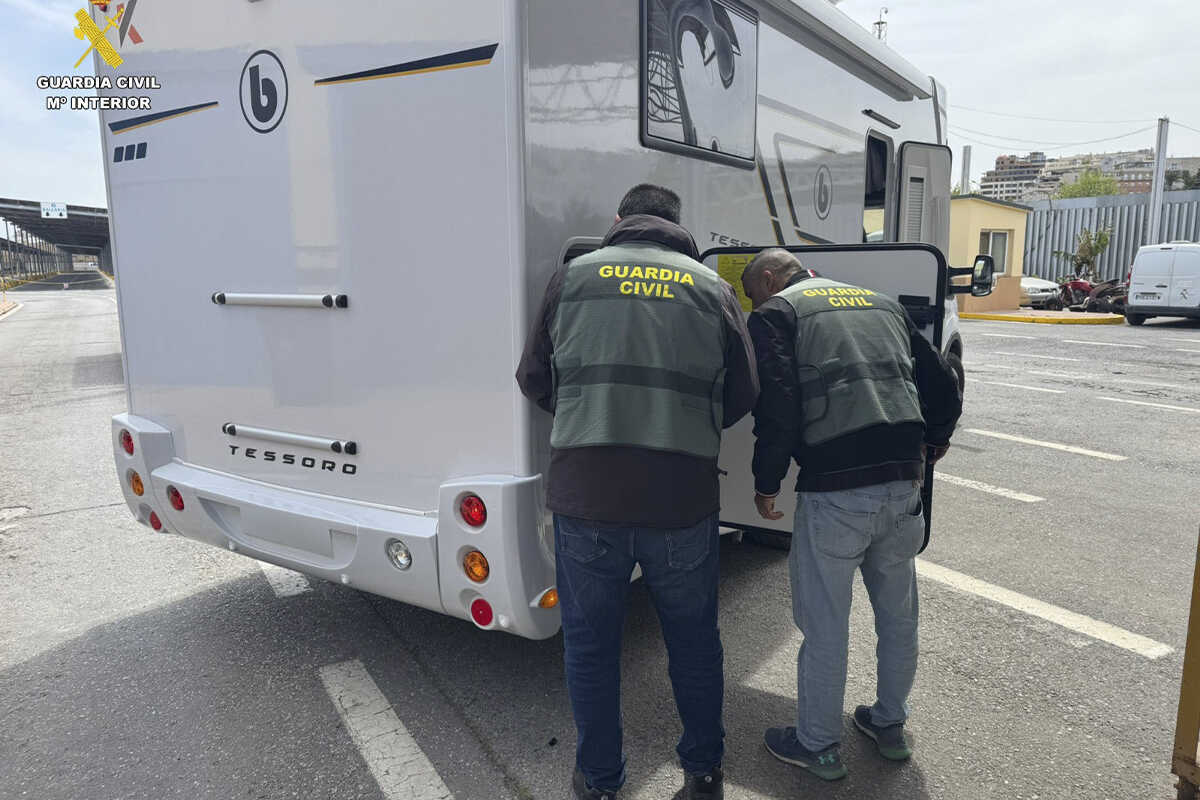 Hachís intervenido en una autocaravana en el Tarajal