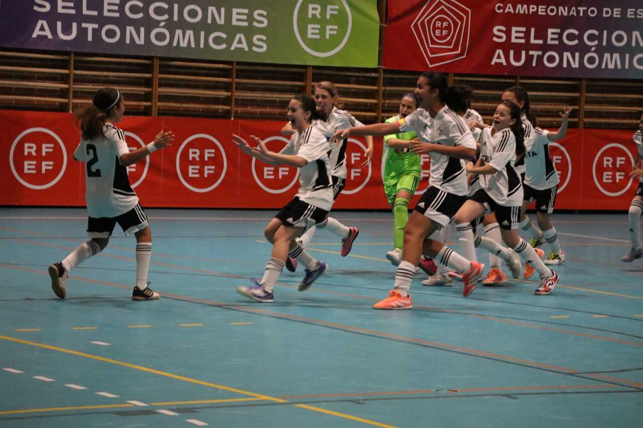 Ceuta debuta a lo grande en el Campeonato de España Sub-12 de fútbol sala. Foto: RFFCE