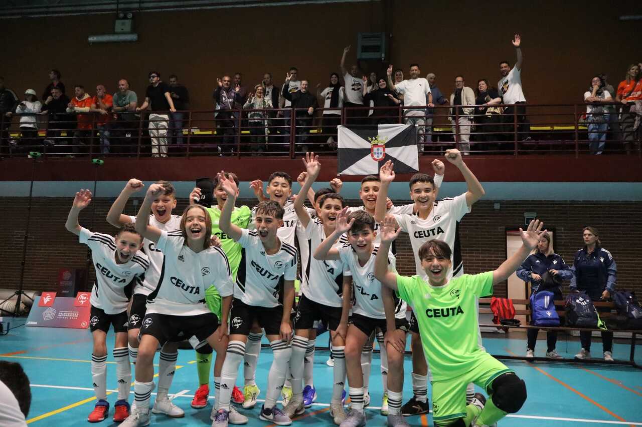Ceuta debuta a lo grande en el Campeonato de España Sub-12 de fútbol sala. Foto: RFFCE