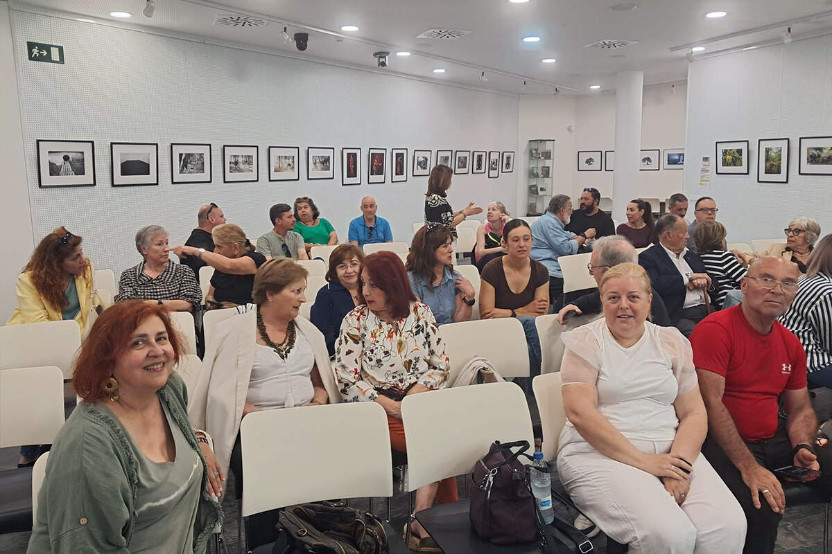 Presentación de Arturo Lezcano por los actos del Día de las Letras Gallega / César Martín