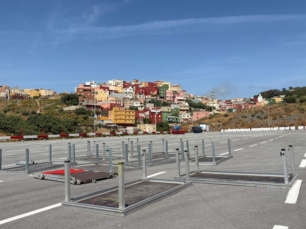 El embolsamiento ya se transforma para el Eid al-Adha: así avanzan los preparativos del gran rezo en Ceuta / Alma Palomino