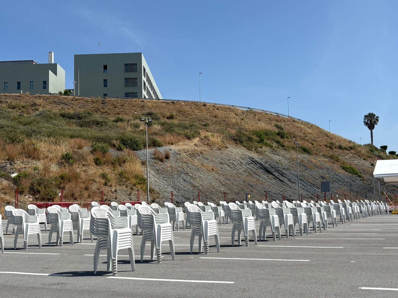 El embolsamiento ya se transforma para el Eid al-Adha: así avanzan los preparativos del gran rezo en Ceuta / Alma Palomino