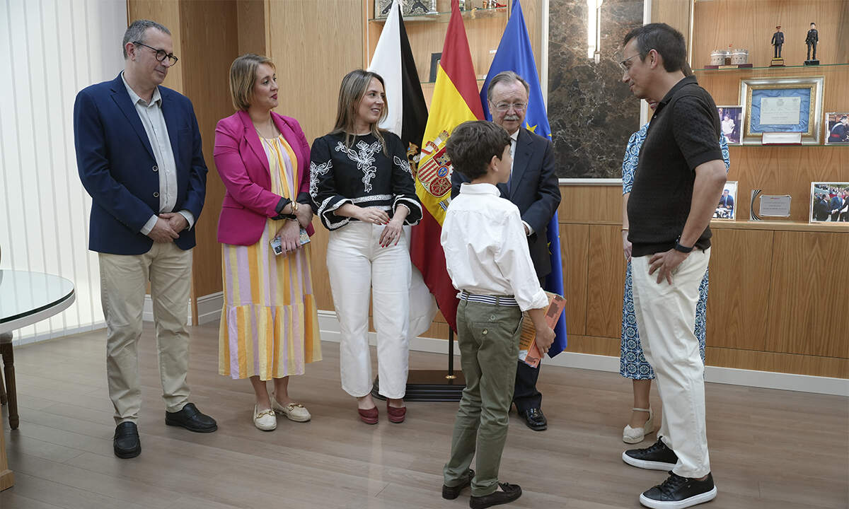 Concurso: "¿Qué es un rey para ti?"