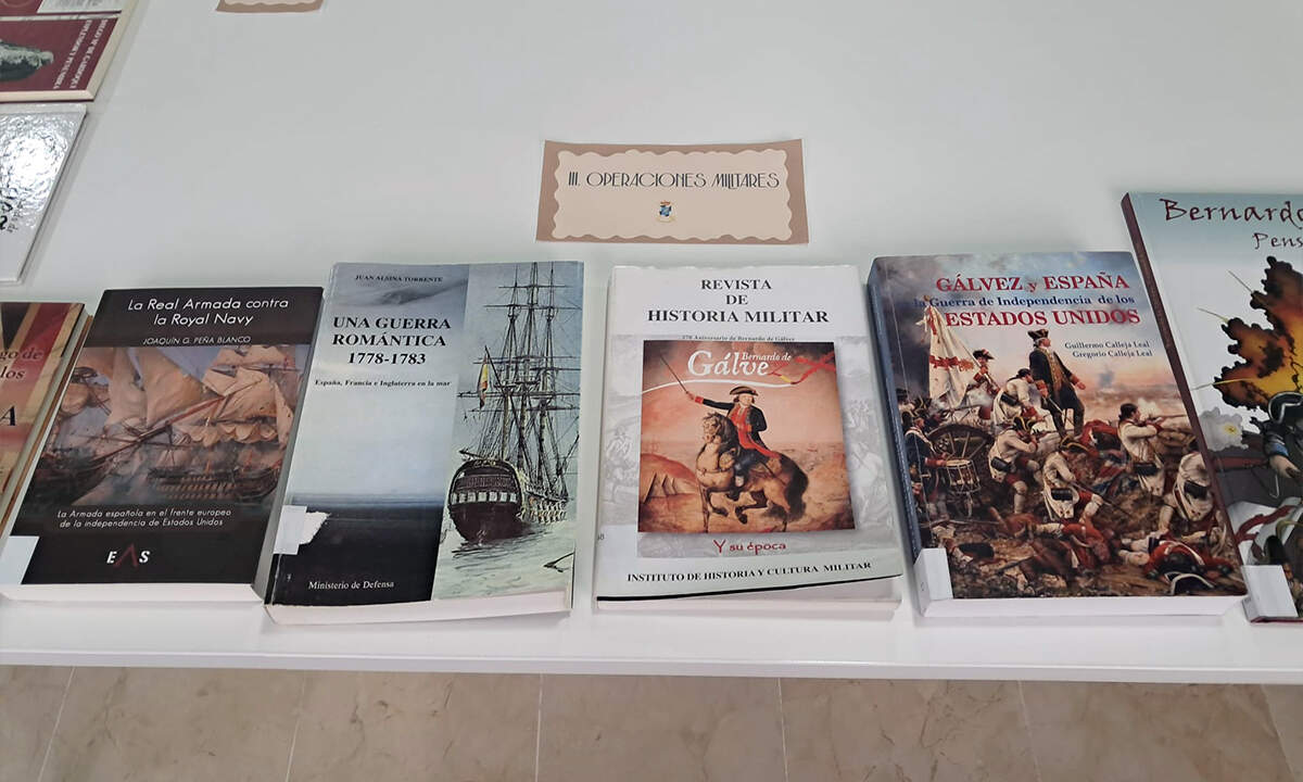 Exposición en la Biblioteca Histórico Militar / César Martín